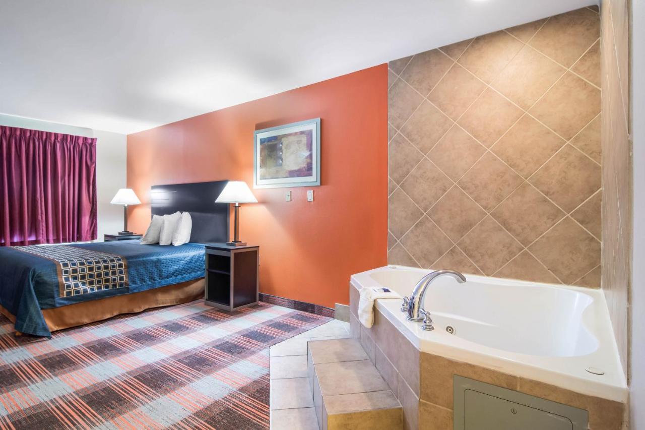 Americas Best Value Inn - Мейбълтън Екстериор снимка